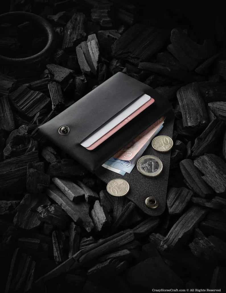 Minimalist wallet for men